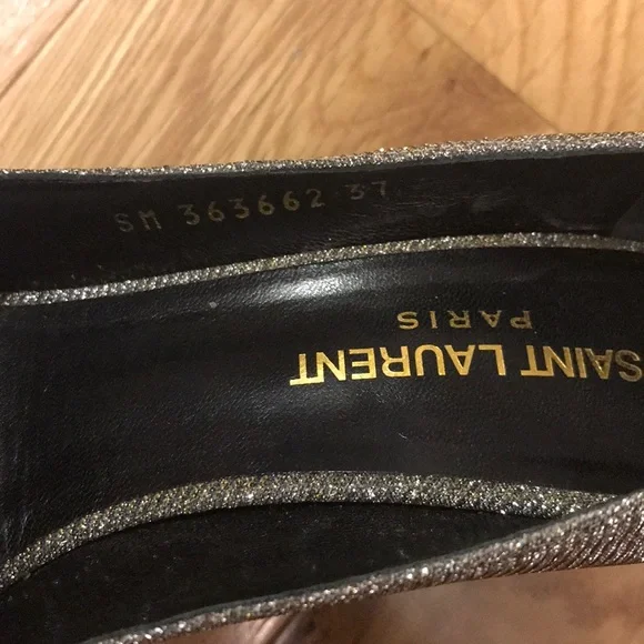 Saint Laurent Glitter Pointed-Toe Silver Pumps - Picture 2 of 8